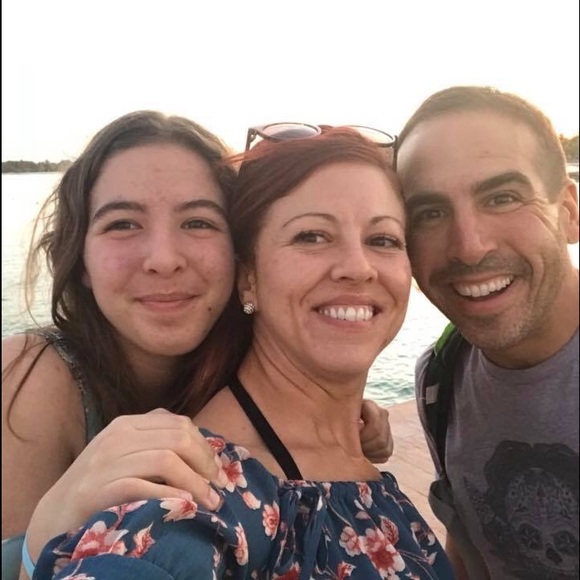 Meet your Posher, Kaela - Picture 2 of 4